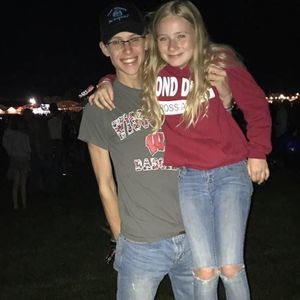 Meet your Posher, Destonee